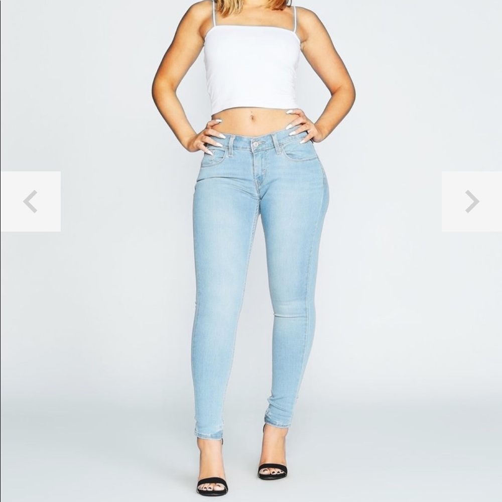 Levi’s 535 Super Skinny Jeans